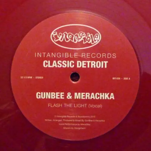 Gunbee & Merachka - Flash The Light (12", Red)