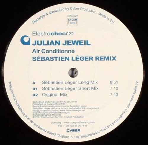 Julian Jeweil-0